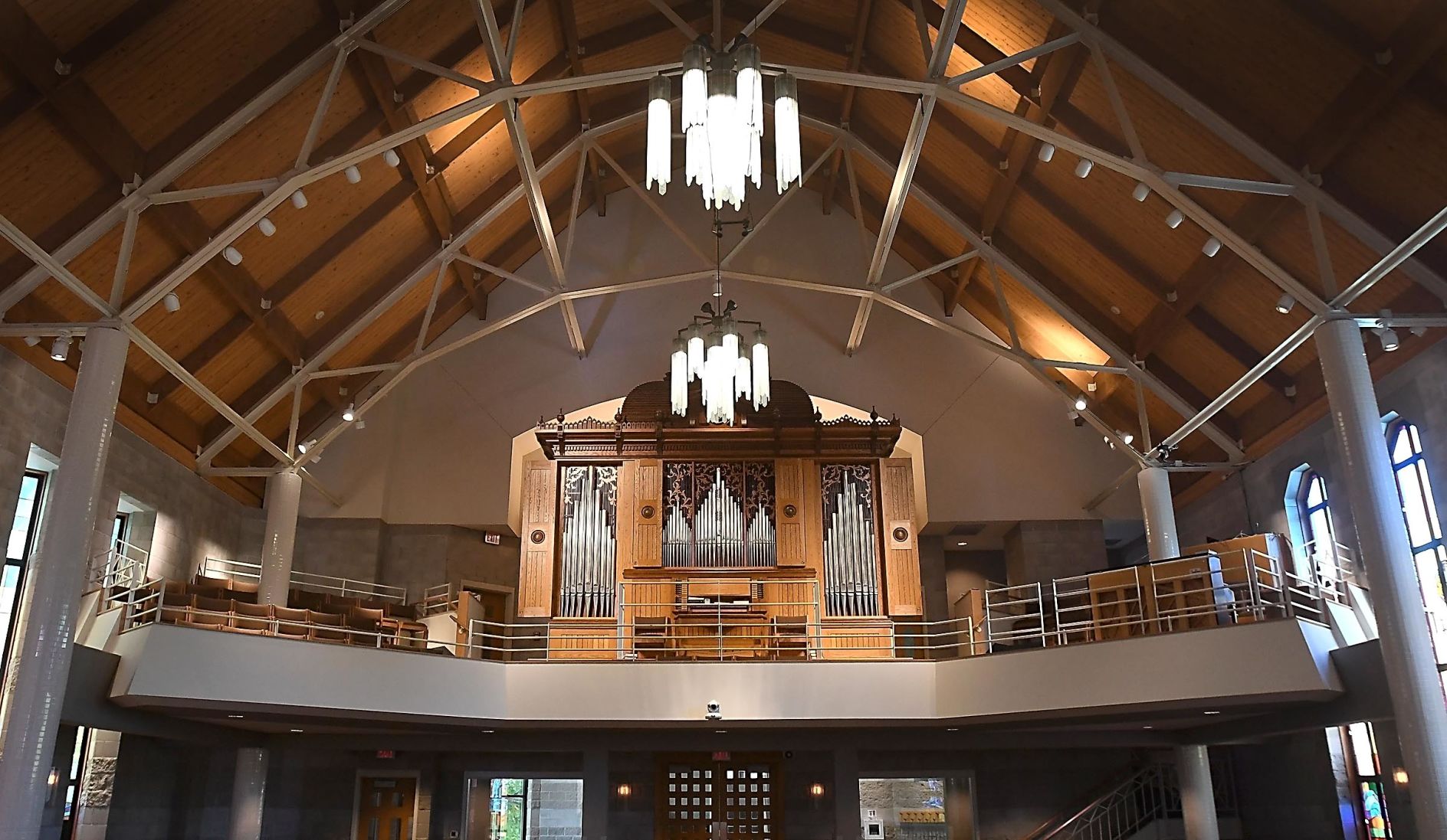 Bethany organ 2